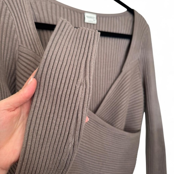 Abercrombie & Fitch Brown Ribbed Crop Top - Picture 6 of 11